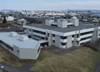 Símafriður – viðtal við Helgu Þórdísi Jónsdóttur, skólastjóra Valhúsaskóla